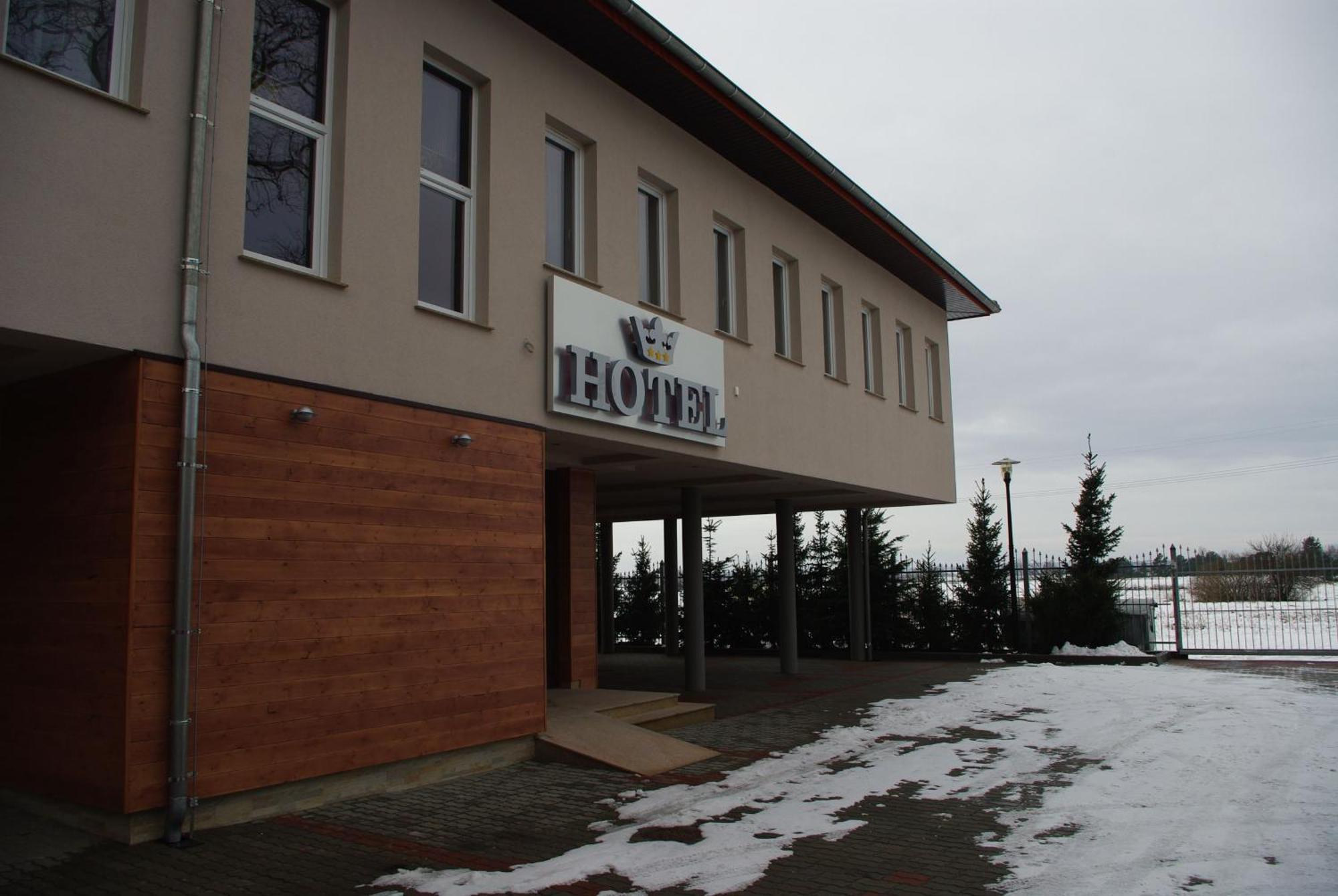 Hotel Pod Zlota Korona Opole Exterior photo